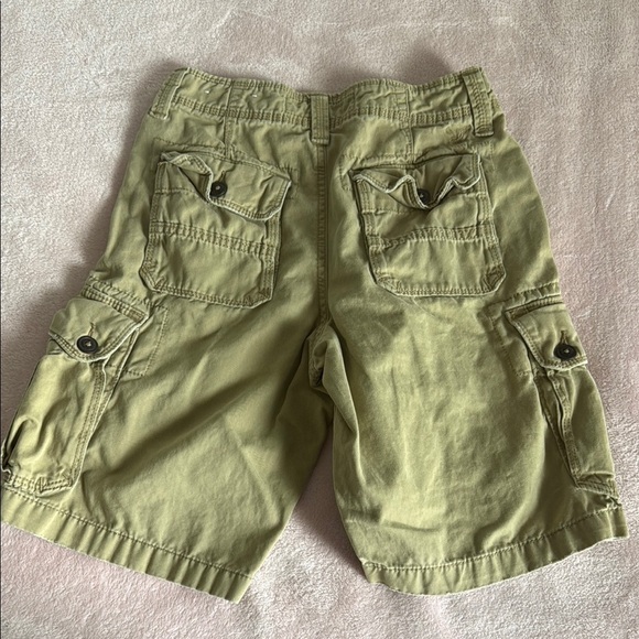 American Eagle Outfitters Khaki Cargo Shorts Relaxed Fit - Picture 2 of 3